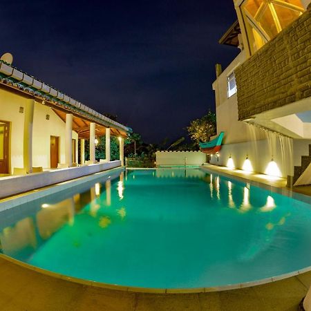 The Castle By Don Louis Hotel Kandy Exterior foto
