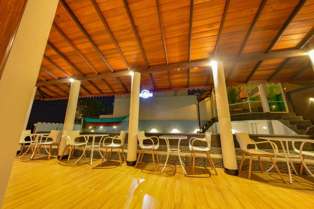 The Castle By Don Louis Hotel Kandy Exterior foto