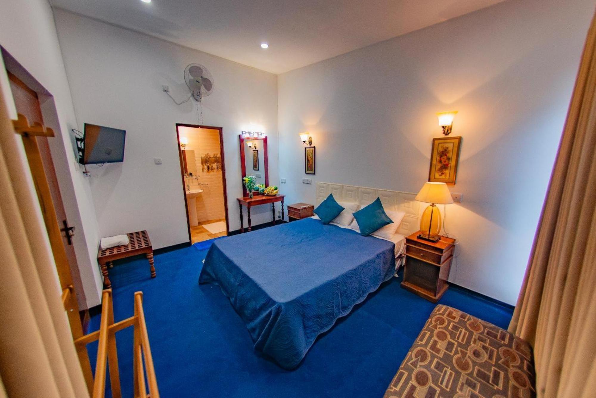 The Castle By Don Louis Hotel Kandy Exterior foto